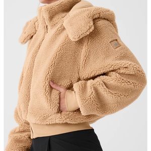 Alo Yoga Foxy Sherpa Jacket